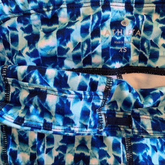 Athleta Free To Be Knicker Capris Tie Dye Blue size XS - Picture 7 of 8